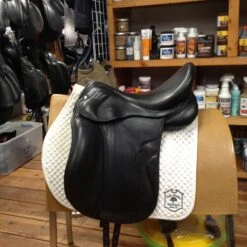 Kingsley Dressage Saddle -17.5" - SOLD