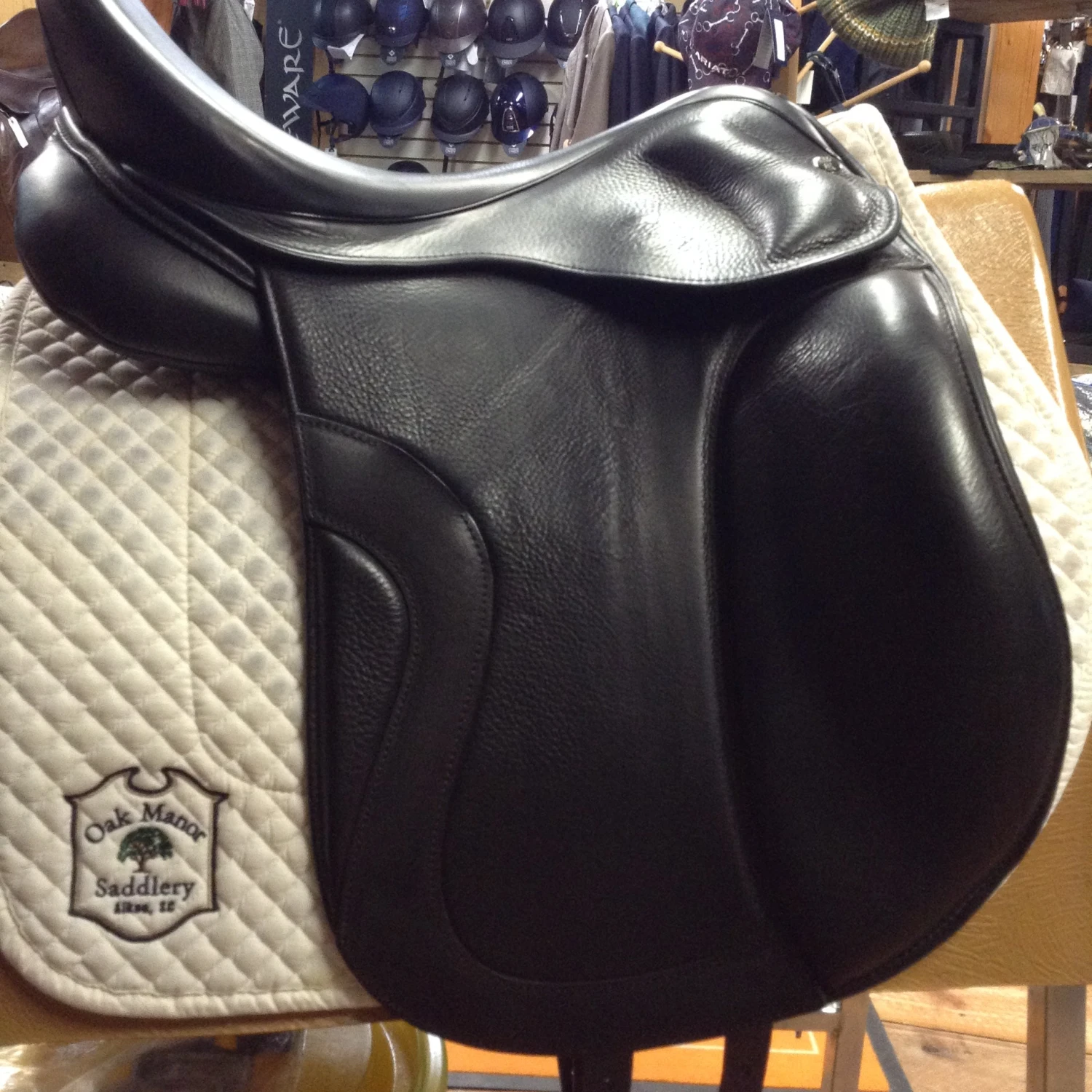Kingsley Dressage Saddle -17.5" - SOLD - Image 2