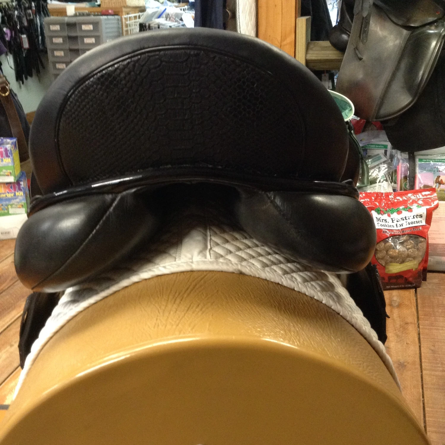 Tota Freedom Pro Dressage Saddle -18" - Image 5