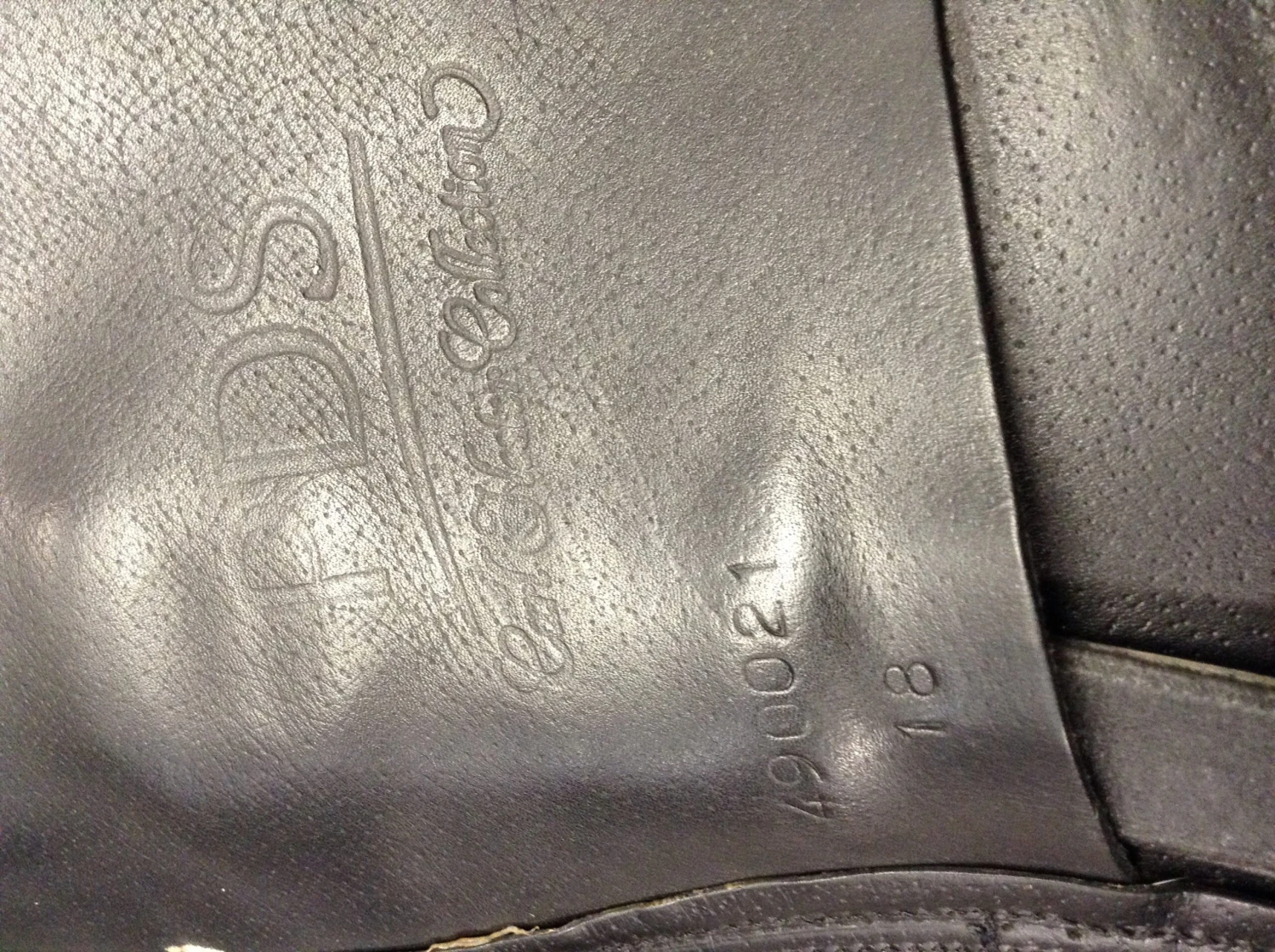 PDS Carl Hester Collection Monoflap Dressage Saddle - Image 6