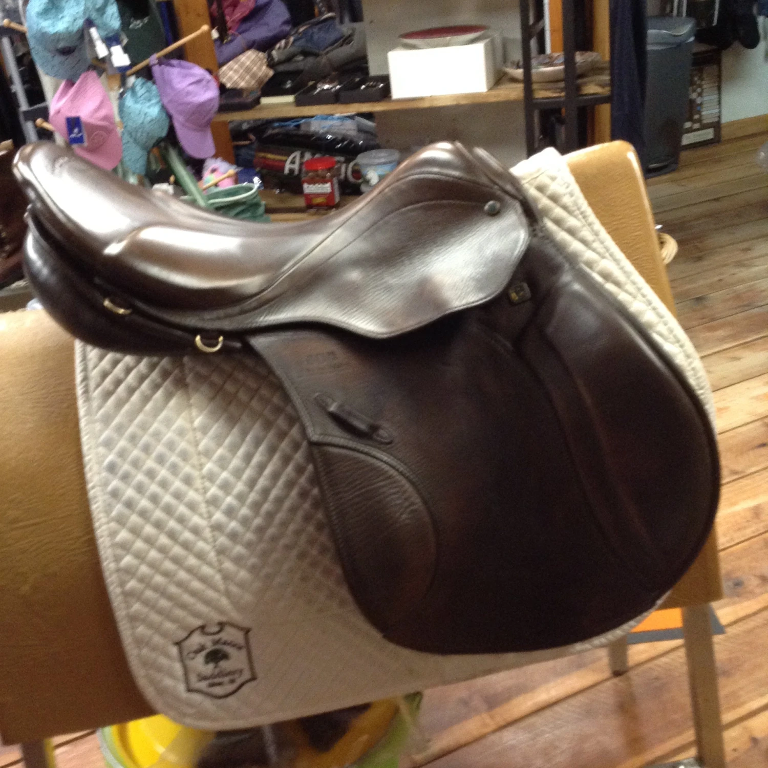Stubben Roxane Jump Saddle - 17.5" - Image 3