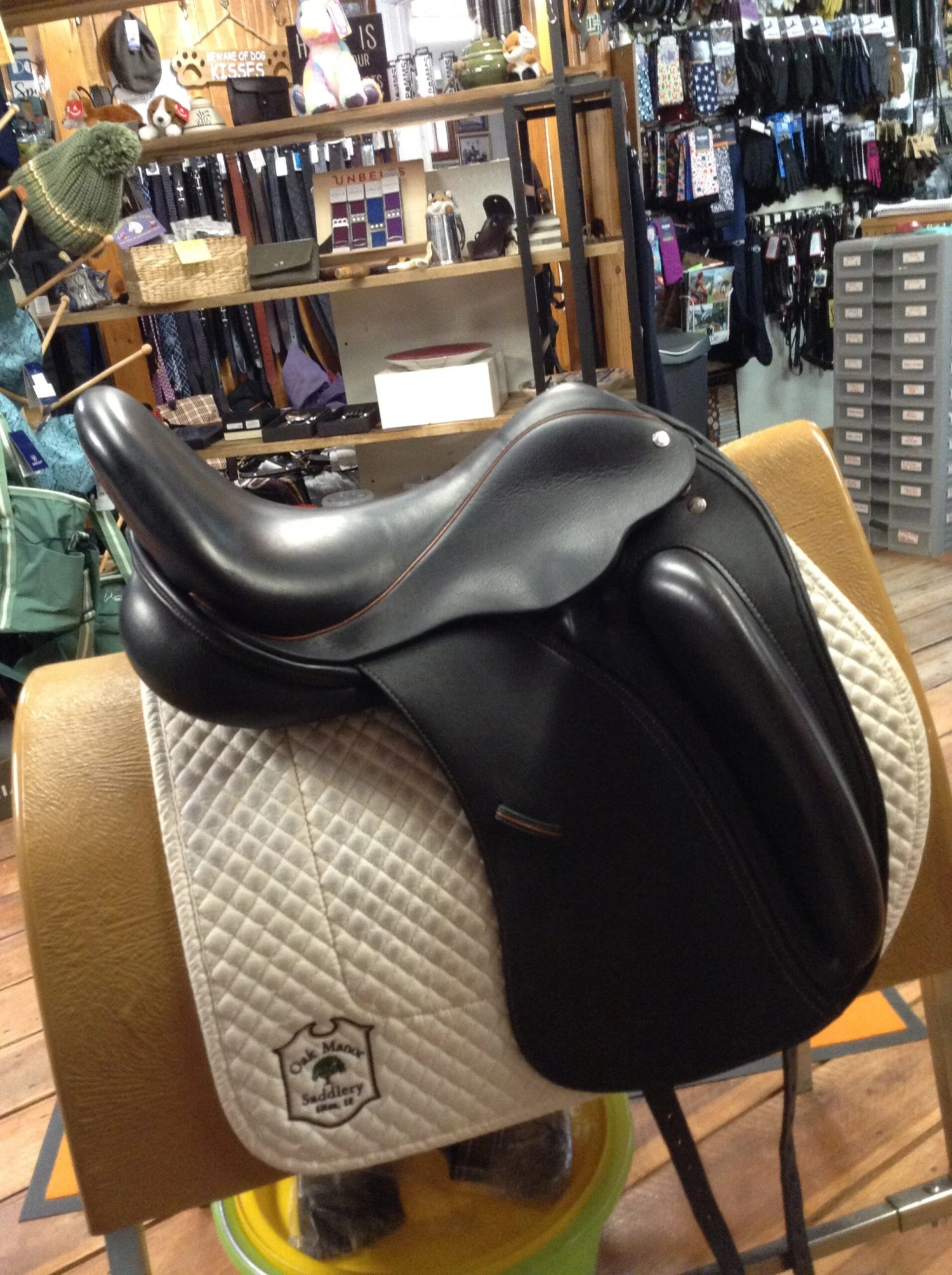 Custom Saddlery Wolfgang SoloII - 17.5” - Image 2