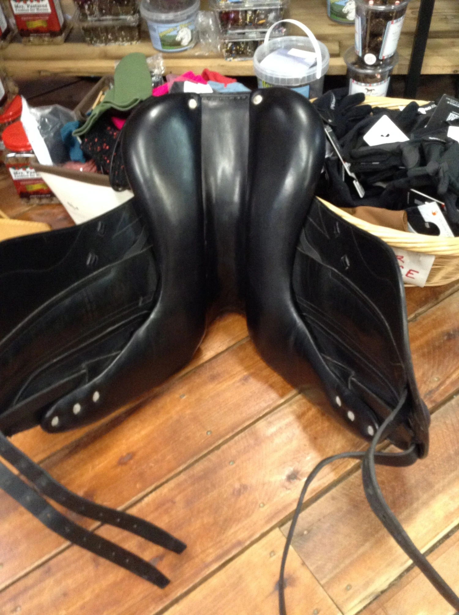 CWD SEO5 2017 Dressage Saddle - 18" - Image 5