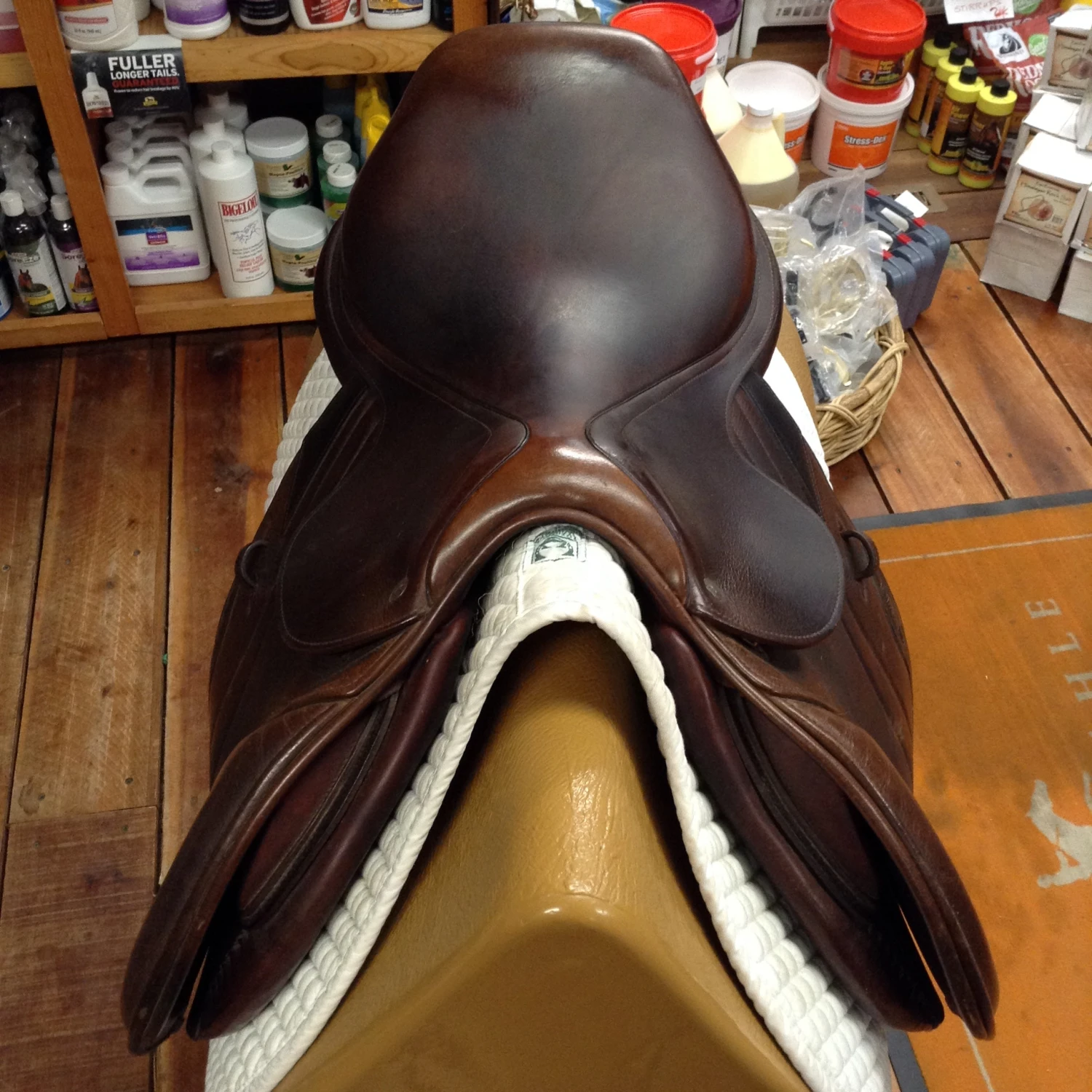 2013 CWD Close Contact Jump Saddle -17" - Image 5