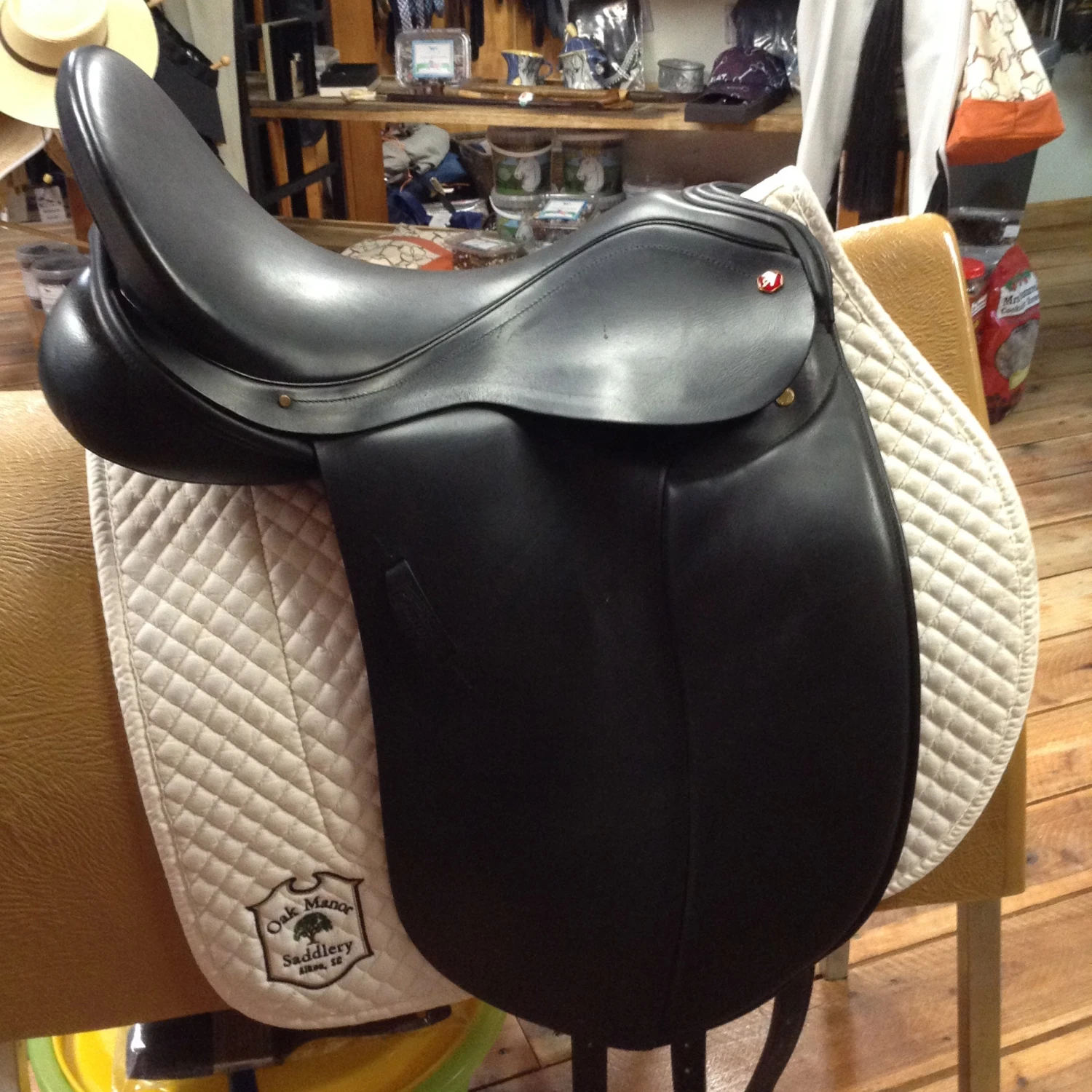 Albion SLK Dressage Saddle - 17.5" - Image 10