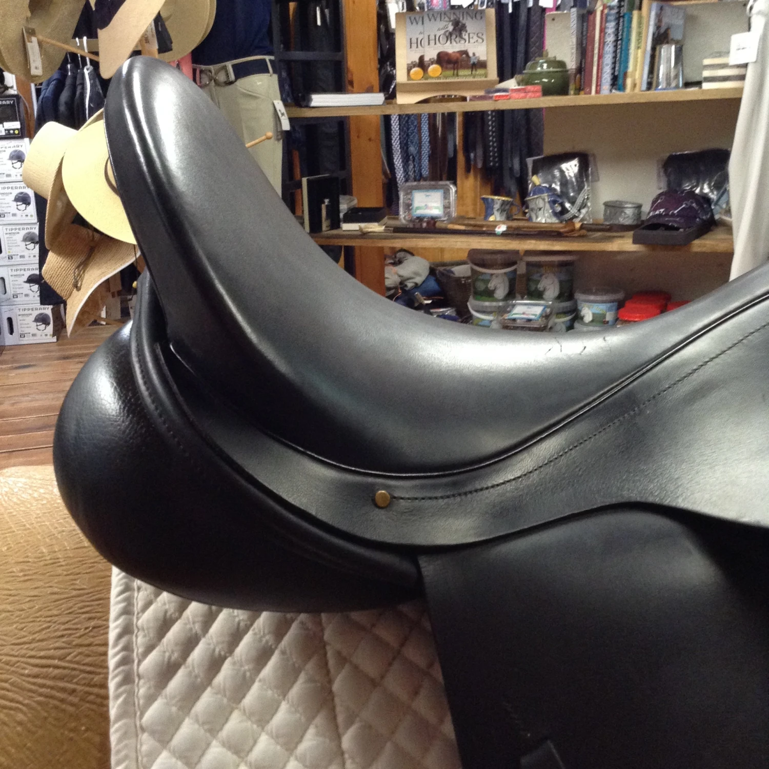 Albion SLK Dressage Saddle - 17.5" - Image 12