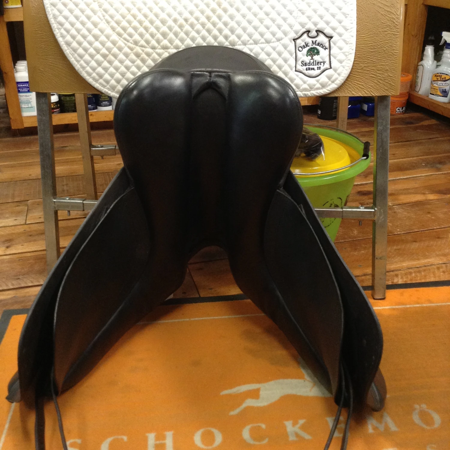 Black Country Eloquence Dressage Saddle - 17.5" - Image 15
