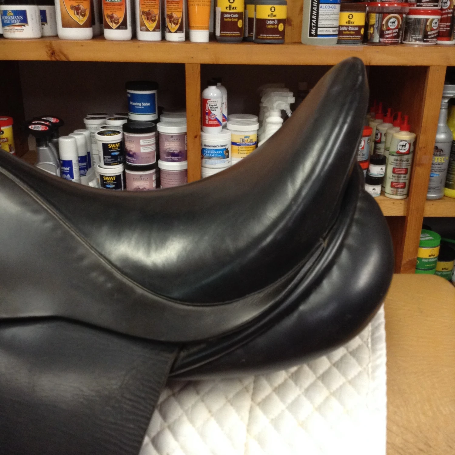 Cliff Barnsby Dressage Saddle Anky Bonfire - 17.5" - Image 3