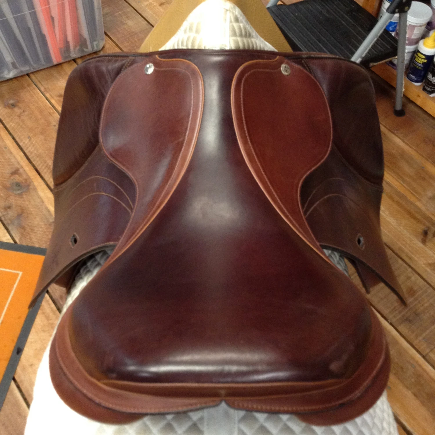 Equipe Expression Jump Saddle - 17.5" - Image 14